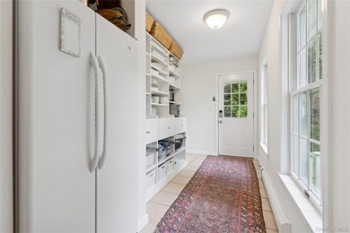 This exceptional Montauk retreat is masterfully designed for - photo 11