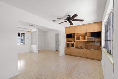 1725 N Lakeside Drive presents a rare opportunity on one of Lake - photo 15