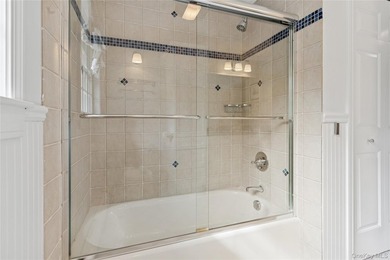 This exceptional Montauk retreat is masterfully designed for - photo 23