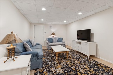 This exceptional Montauk retreat is masterfully designed for - photo 27