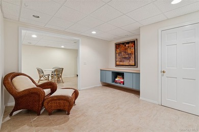 This exceptional Montauk retreat is masterfully designed for - photo 28