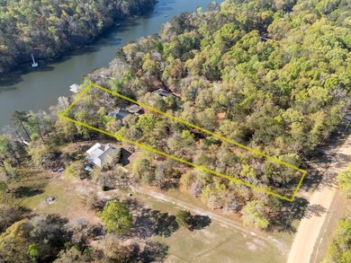 Welcome to your fisherman's dream in the highly sought-after - photo 33