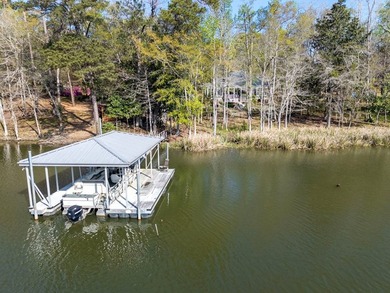 Welcome to your fisherman's dream in the highly sought-after - photo 34