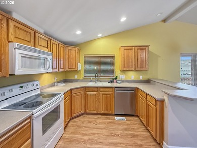 Coastal Beach Home in the prestigious and gated Emerald Coast - photo 8