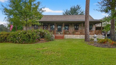 Lake Palestine Home For Sale in Chandler Texas