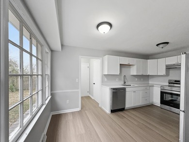 Welcome home to Evanston Estates -- a hidden gem in North - photo 9