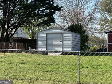 MOTIVATED SELLERS! This versatile property offers incredible