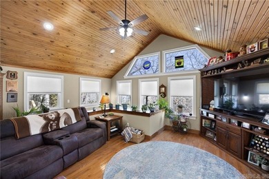 Sellers are offering a 2-point buy-down on the buyer's interest - photo 15