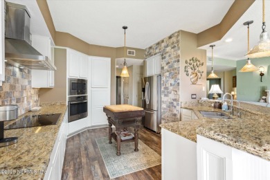 Lake Condo For Sale in Ponte Vedra Beach, Florida