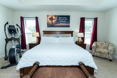 Welcome to LUXURY LIVING in the highly desirable, The Oaks Golf - photo 27