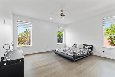 A TRUE REFLECTION OF THE BUILDER'S VISION OF MODERN LUXURY AND - photo 30