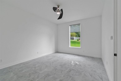 A TRUE REFLECTION OF THE BUILDER'S VISION OF MODERN LUXURY AND - photo 31
