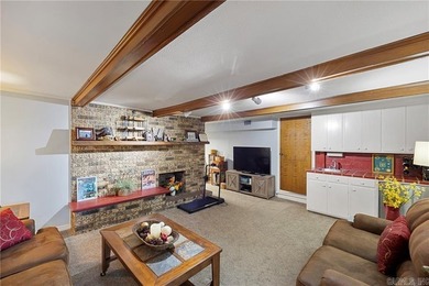 Sellers are offering a 2-point buy-down on the buyer's interest - photo 32