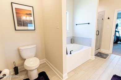 Welcome to LUXURY LIVING in the highly desirable, The Oaks Golf - photo 32