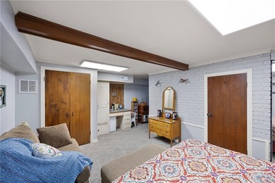 Sellers are offering a 2-point buy-down on the buyer's interest - photo 36
