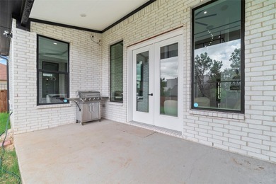 A TRUE REFLECTION OF THE BUILDER'S VISION OF MODERN LUXURY AND - photo 36