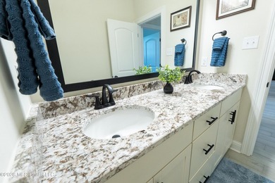 Welcome to LUXURY LIVING in the highly desirable, The Oaks Golf - photo 38