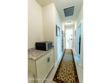 Welcome to LUXURY LIVING in the highly desirable, The Oaks Golf - photo 44