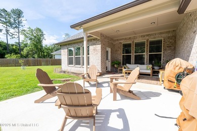 Welcome to LUXURY LIVING in the highly desirable, The Oaks Golf - photo 45
