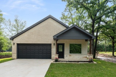 Lake Home For Sale in Trinidad, Texas