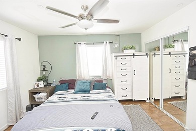 HARD TO FIND NEWER FULLY UPGRADED 3 UNITS EACH WITH 3 BEDROOMS - photo 9