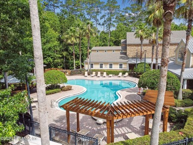 Experience the perfect blend of convenience, comfort, and - photo 12