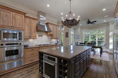 LAKEFRONT - ASSIGNED BOAT SLIP - LUXURY UPGRADES THROUGHOUT - - photo 20
