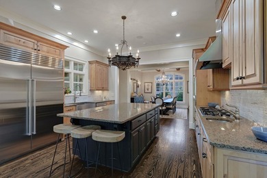 LAKEFRONT - ASSIGNED BOAT SLIP - LUXURY UPGRADES THROUGHOUT - - photo 21