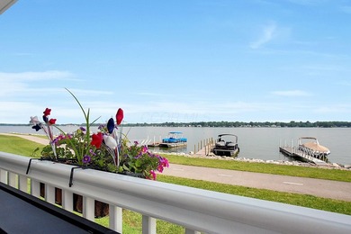 Seller is Motivated! Now offering a $7k flooring credit! Wake up - photo 5