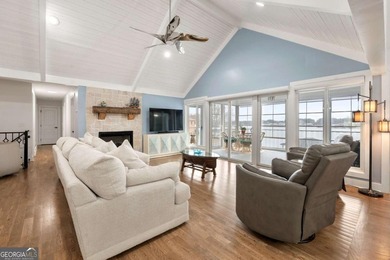 Fully Renovated Lake Home in Gated Community with Resort-Style - photo 8
