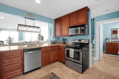 Seller is Motivated! Now offering a $7k flooring credit! Wake up - photo 10