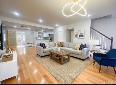 Prime Kew Garden Areas fully renovated single family townhouse - photo 2