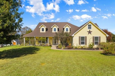 Lake Home For Sale in Athens, Texas