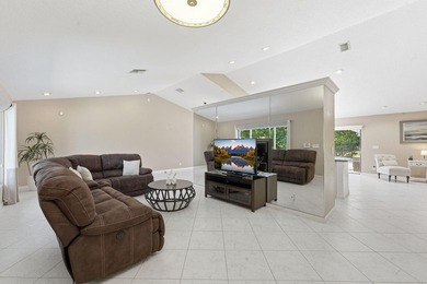 Welcome to this charming single-story residence in Sun Valley - photo 14