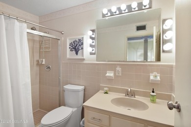 Adorable 2 bedroom, 1.5 bath beach cottage-style townhome! This - photo 18
