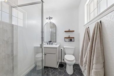CHARMING SINGLE-LEVEL RANCH HOME ON OVER AN ACRE! Welcome to - photo 20