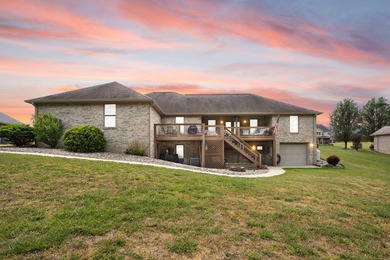 NEW PRICE - MOTIVATED SELLERS - Welcome Home to this stunning - photo 6
