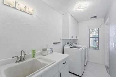 Welcome to this charming single-story residence in Sun Valley - photo 27