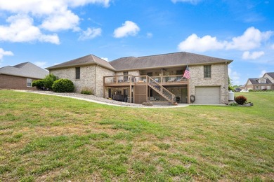 NEW PRICE - MOTIVATED SELLERS - Welcome Home to this stunning - photo 8