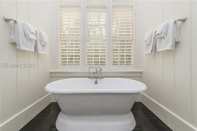 This charming 4 bedroom, 4.5 bath cottage designed by Pearce - photo 33