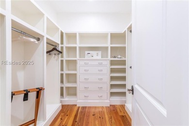 This charming 4 bedroom, 4.5 bath cottage designed by Pearce - photo 35