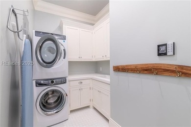 This charming 4 bedroom, 4.5 bath cottage designed by Pearce - photo 39