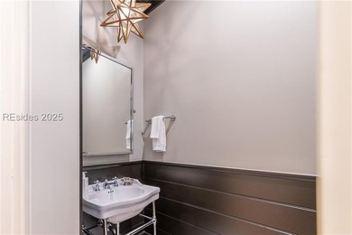 This charming 4 bedroom, 4.5 bath cottage designed by Pearce - photo 40