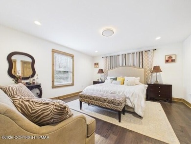 A home to hang your heart! The chronological age does NOT match - photo 50