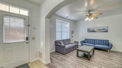 Welcome to this inviting 3-bed, 2.5-bath single-family home in - photo 6