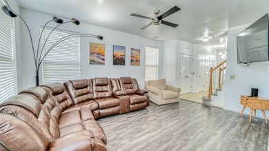 Welcome to this inviting 3-bed, 2.5-bath single-family home in - photo 8