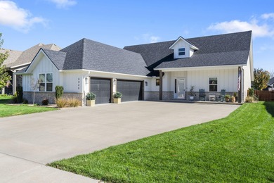 (private lake, pond, creek) Home For Sale in Springfield Missouri