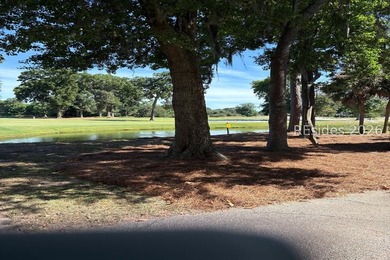 An exceptional opportunity awaits with this golf cottage - photo 9