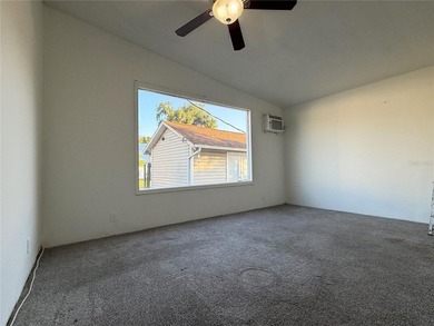 Excellent income-producing opportunity in Lakeland featuring a - photo 11