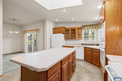 Exceptional Opportunity with Mountain Views, Shop Space & - photo 18